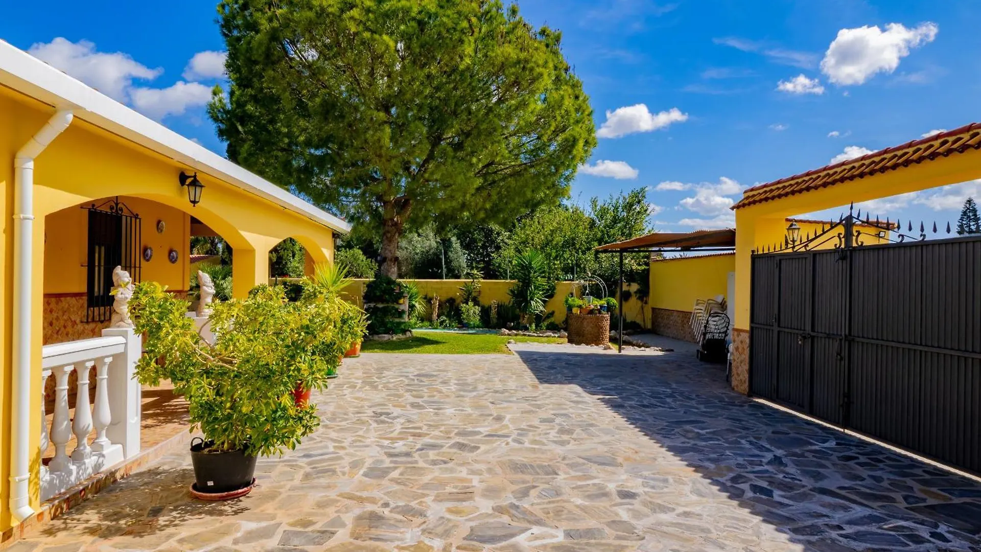 Cubo's Finca Megan Alhaurín de la Torre Сasa de vacaciones